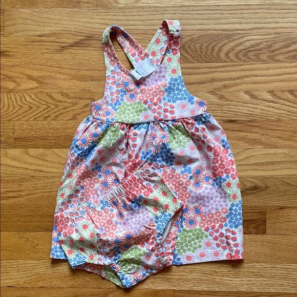 Hanna Andersson - Baby Print Crossback Dress & Bloomer Set in Sea Daisy - Picture 12 of 12